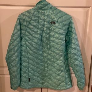 North face puffer jacket